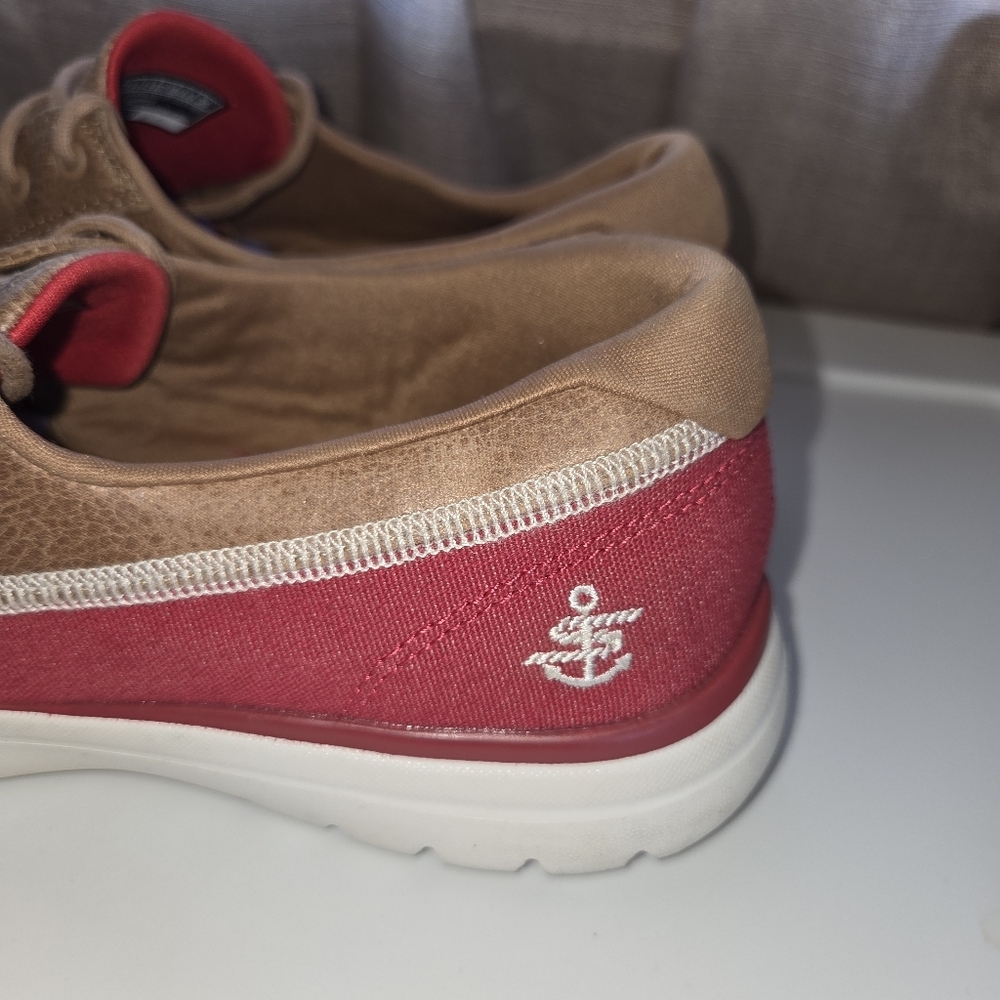 Sketchers red denim boat shoes with leather accents 7.5 - Picture 10 of 12